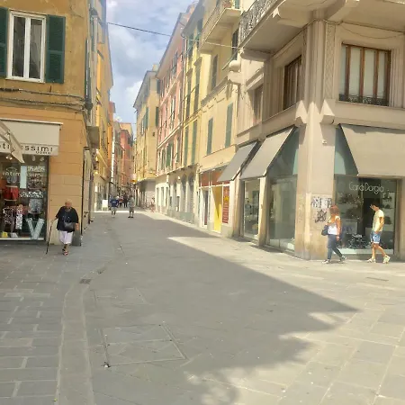 Cavallotti 21 3* ラ・スペツィア