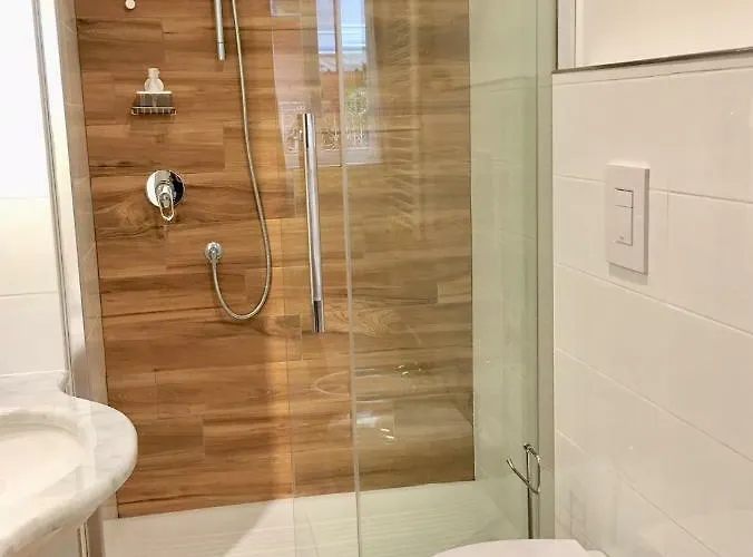 Cavallotti 21 Гостьовий будинок Ла-Спеція